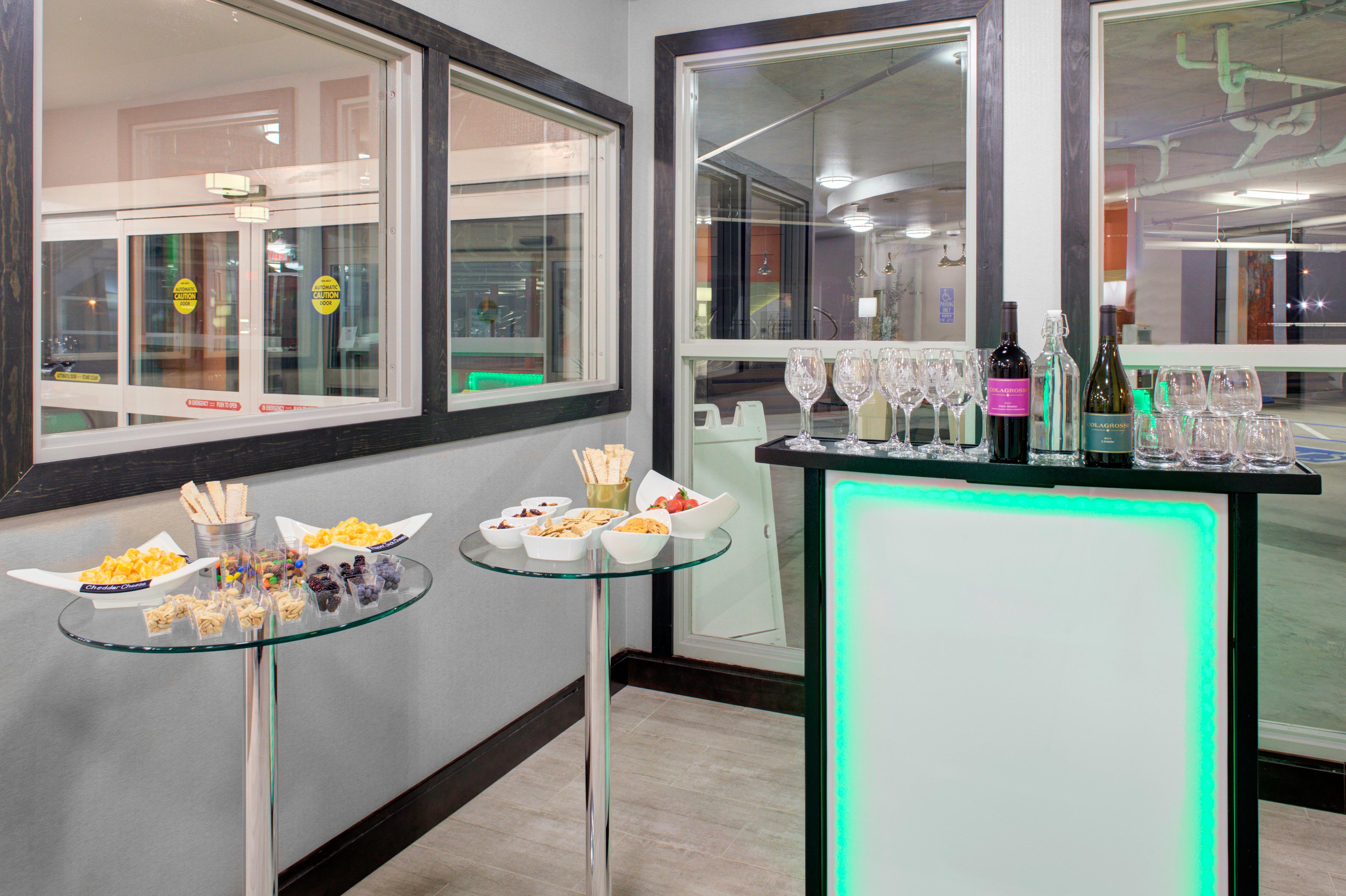 Holiday Inn Windsor - Wine Country By Ihg Dış mekan fotoğraf