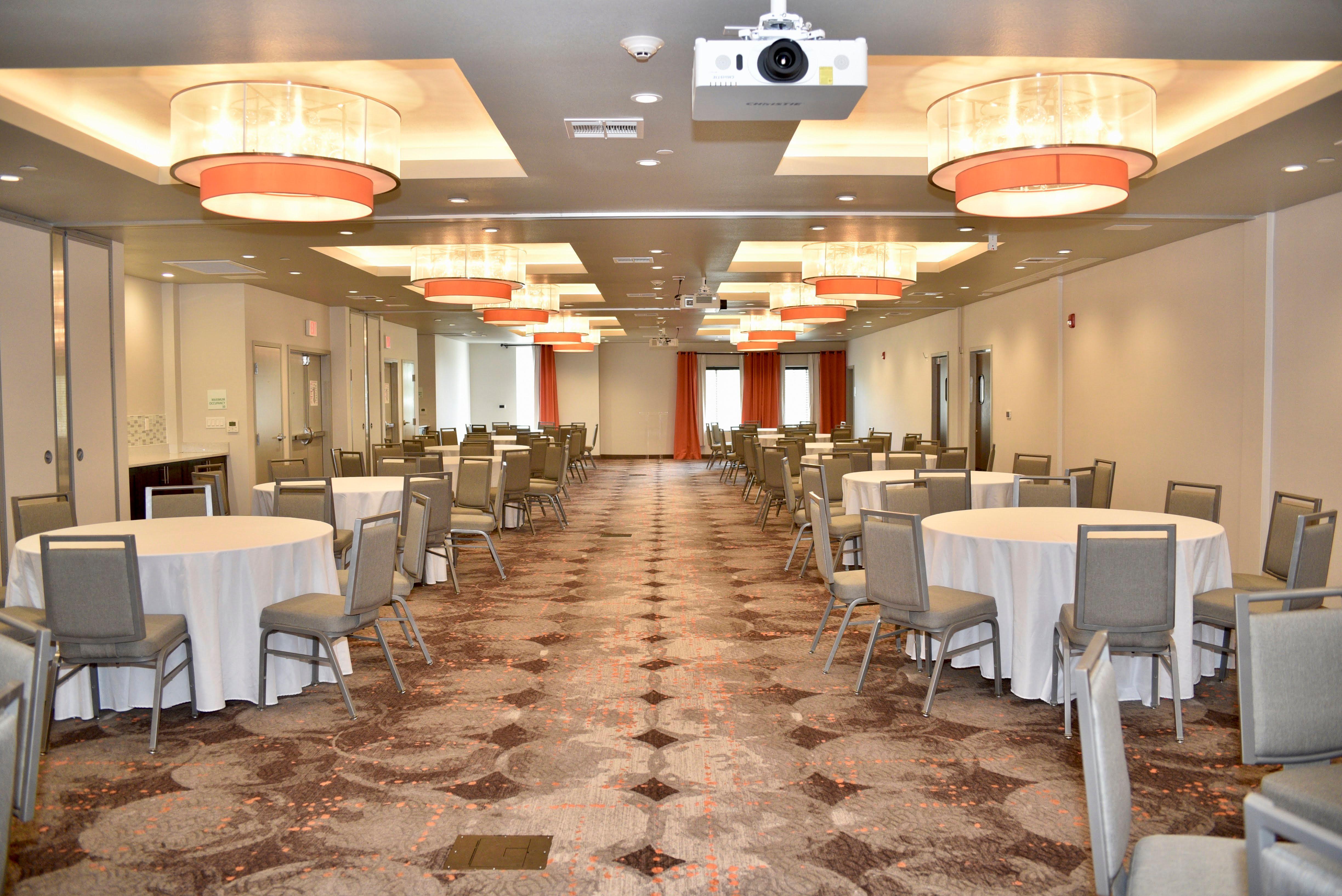 Holiday Inn Windsor - Wine Country By Ihg Dış mekan fotoğraf