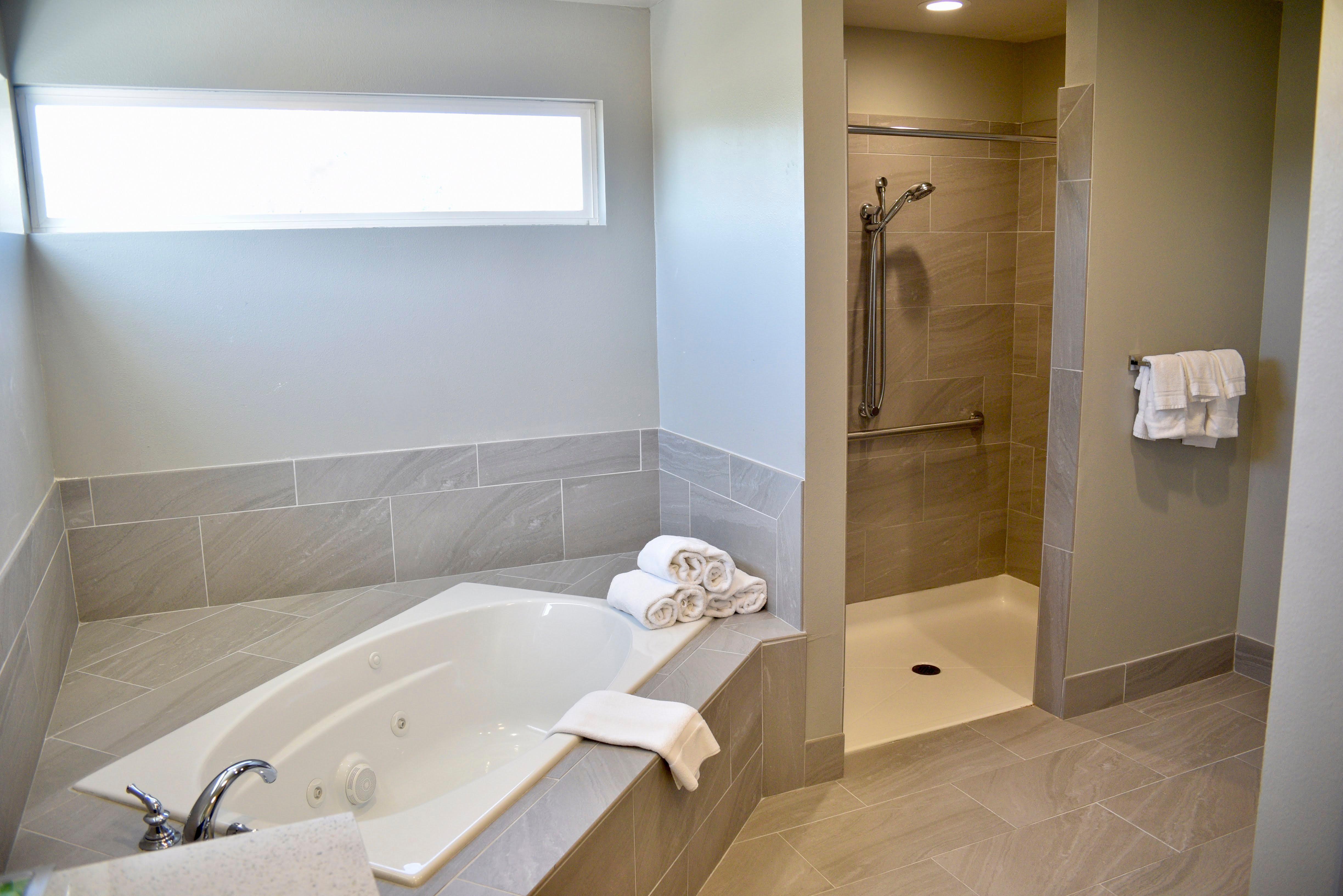 Holiday Inn Windsor - Wine Country By Ihg Dış mekan fotoğraf