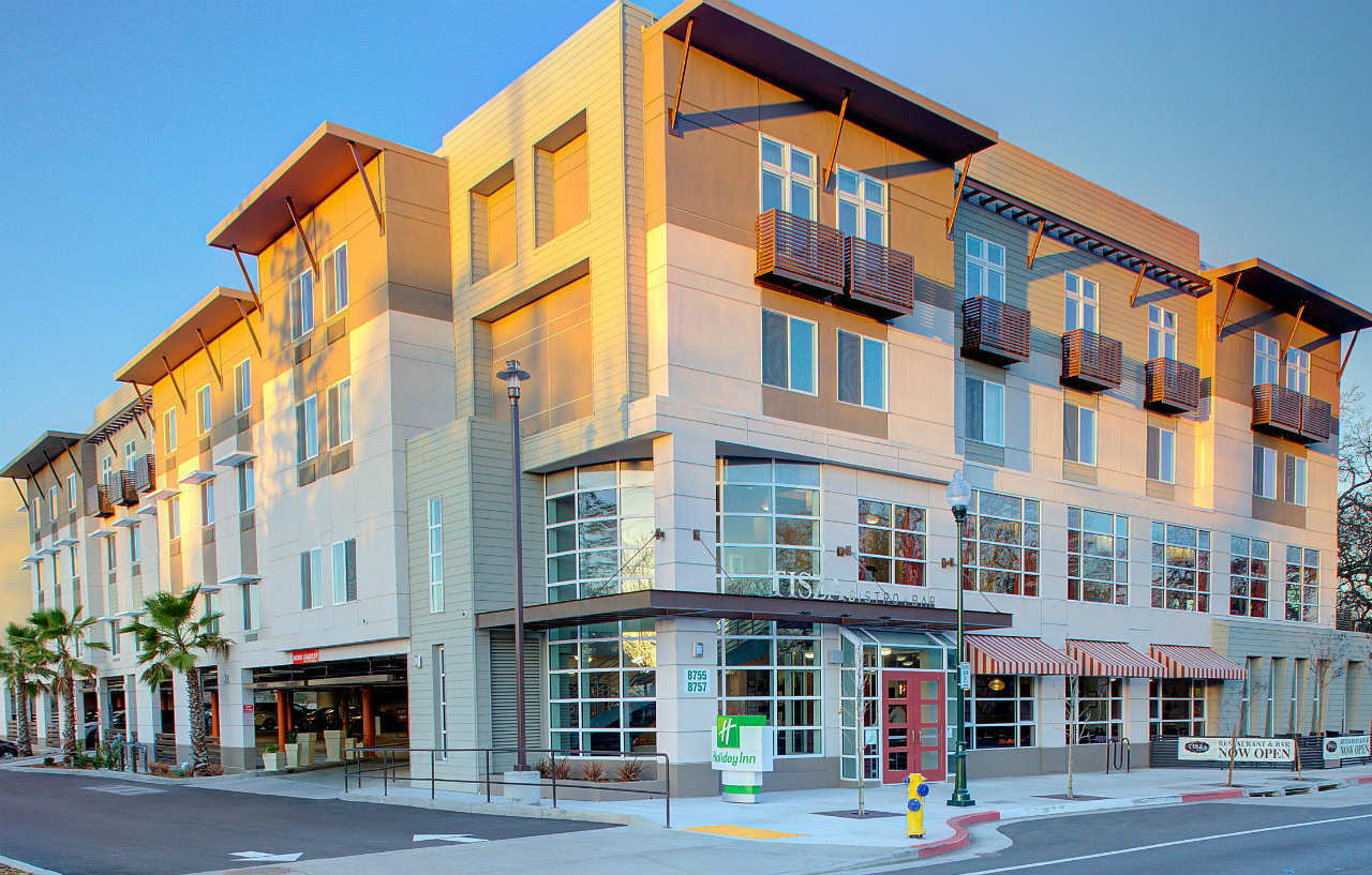 Holiday Inn Windsor - Wine Country By Ihg Dış mekan fotoğraf
